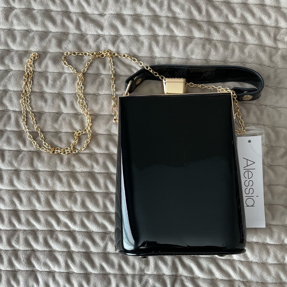 ALESSIA Black x Gold Bag